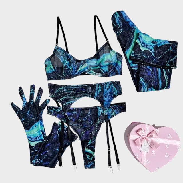 סרנה | סט הלבשה תחתונה 5 חלקים עם טאי דאי