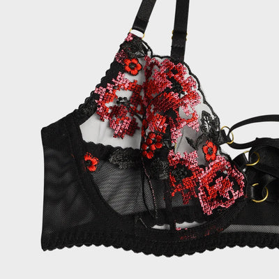 שרה | סט תחתונים תלת חלקי