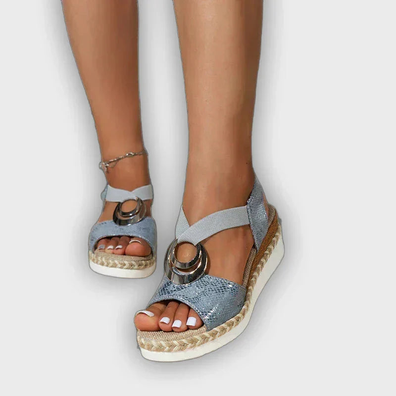 סנדלים לנשים - אלגנטיים ונוחים מארה™