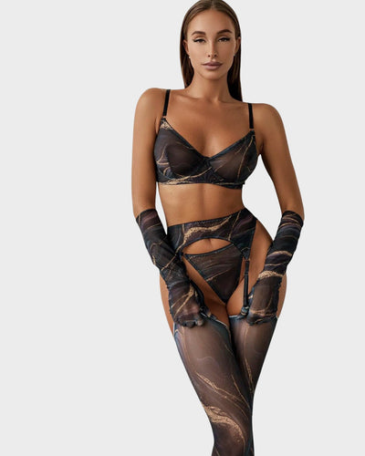 סרנה | סט הלבשה תחתונה 5 חלקים עם טאי דאי