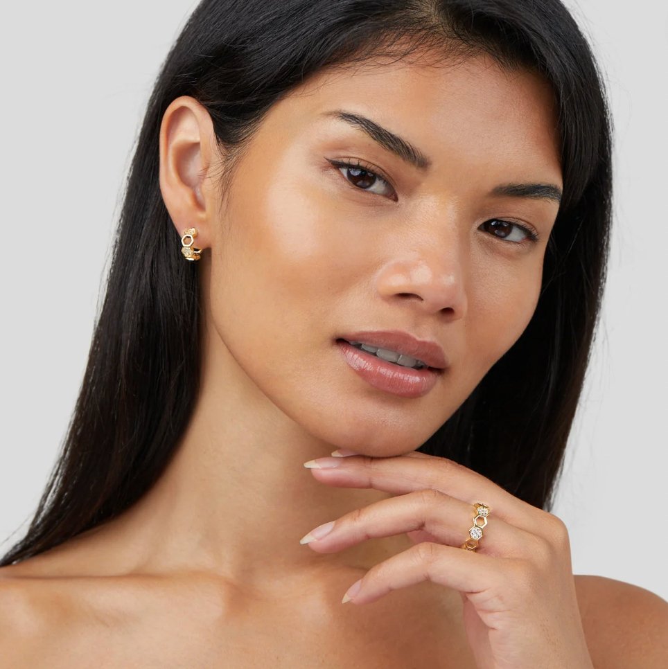 בינה - טבעת זהב וקריסטל