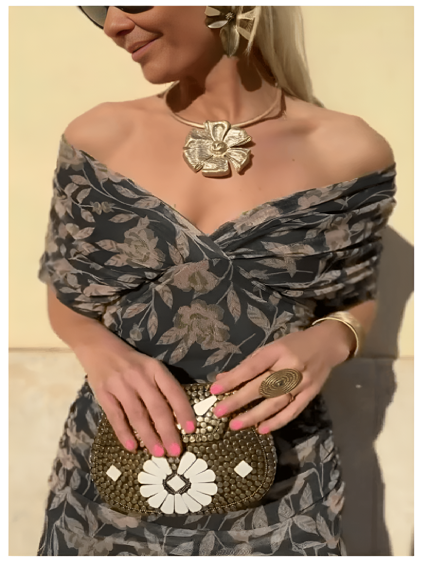 פלורה אלגנס™ | השמלה שחוגגת את הנשיות שלך